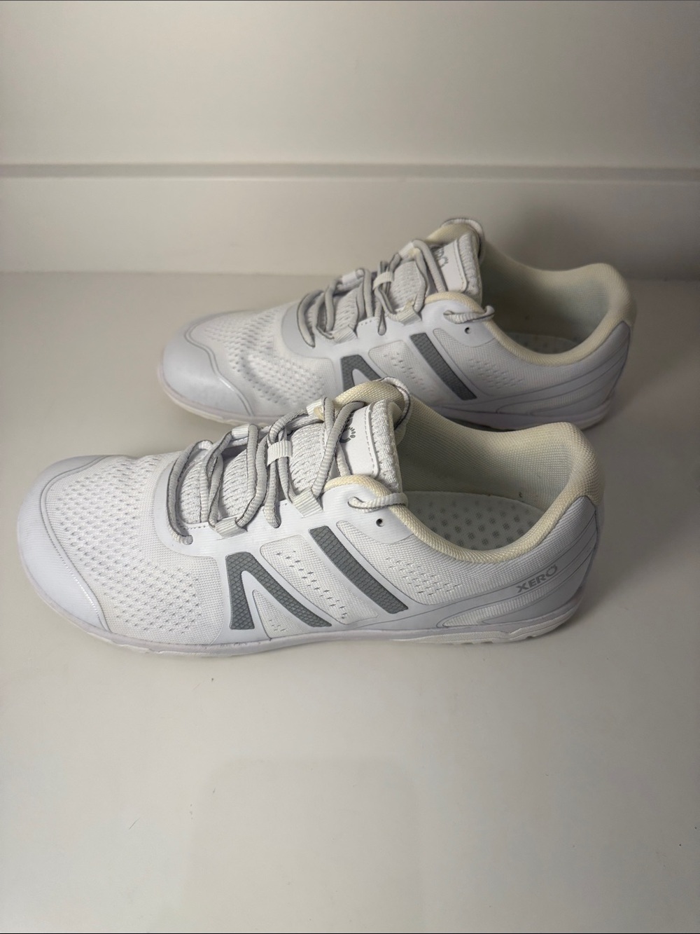 Xeroshoes- Women’s HFS II White Running Shoes w/ Wide Toe Box - Size 9.5 - Picture 2 of 8